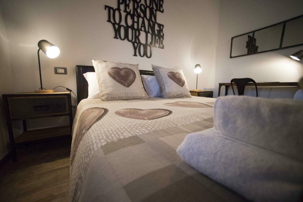 Hotel Cristiano à Cosenza Extérieur photo