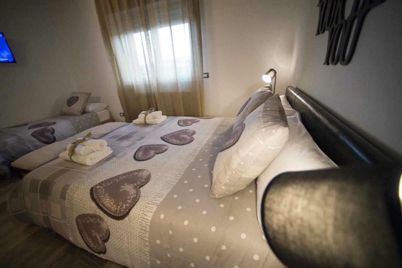 Hotel Cristiano à Cosenza Extérieur photo