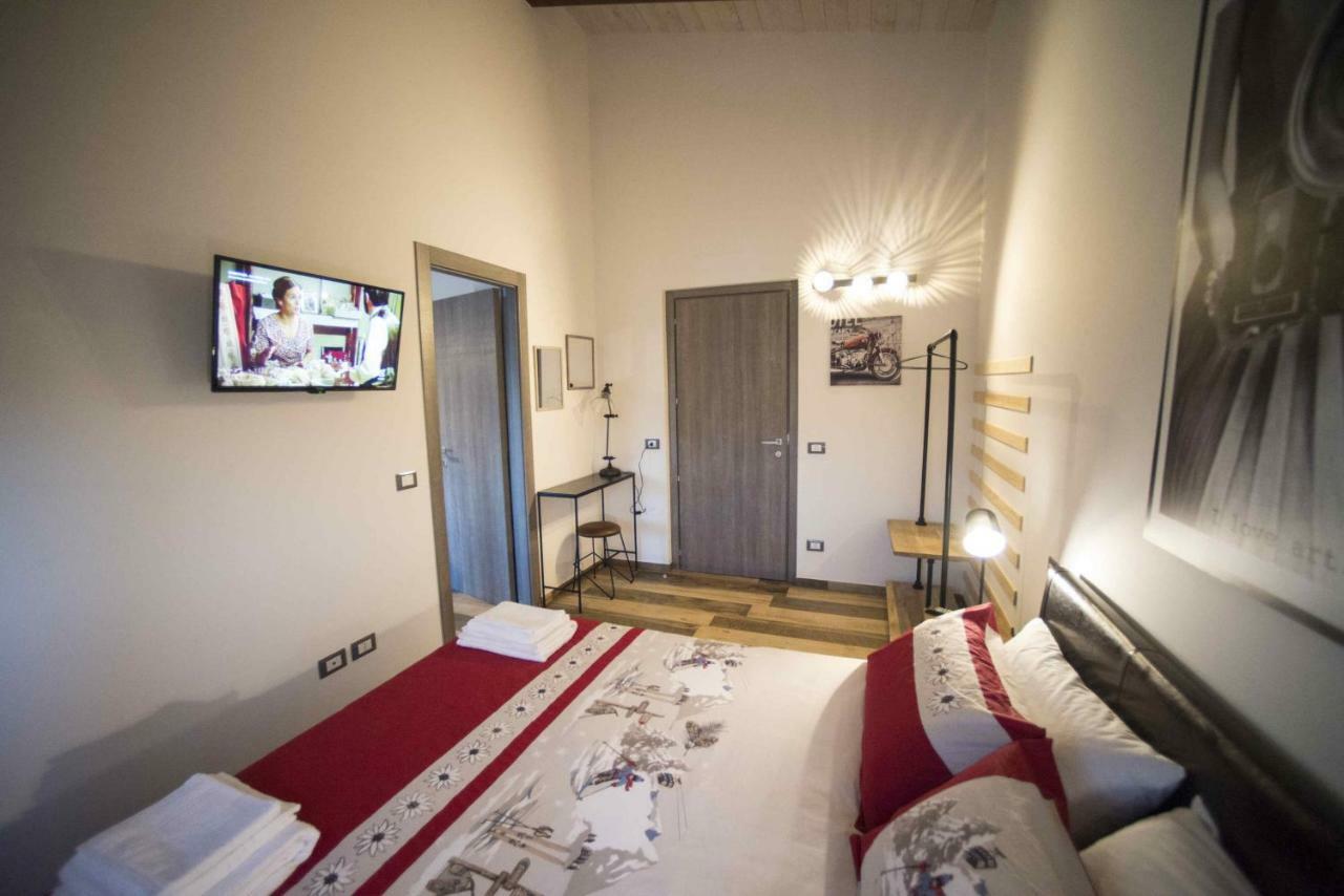 Hotel Cristiano à Cosenza Extérieur photo
